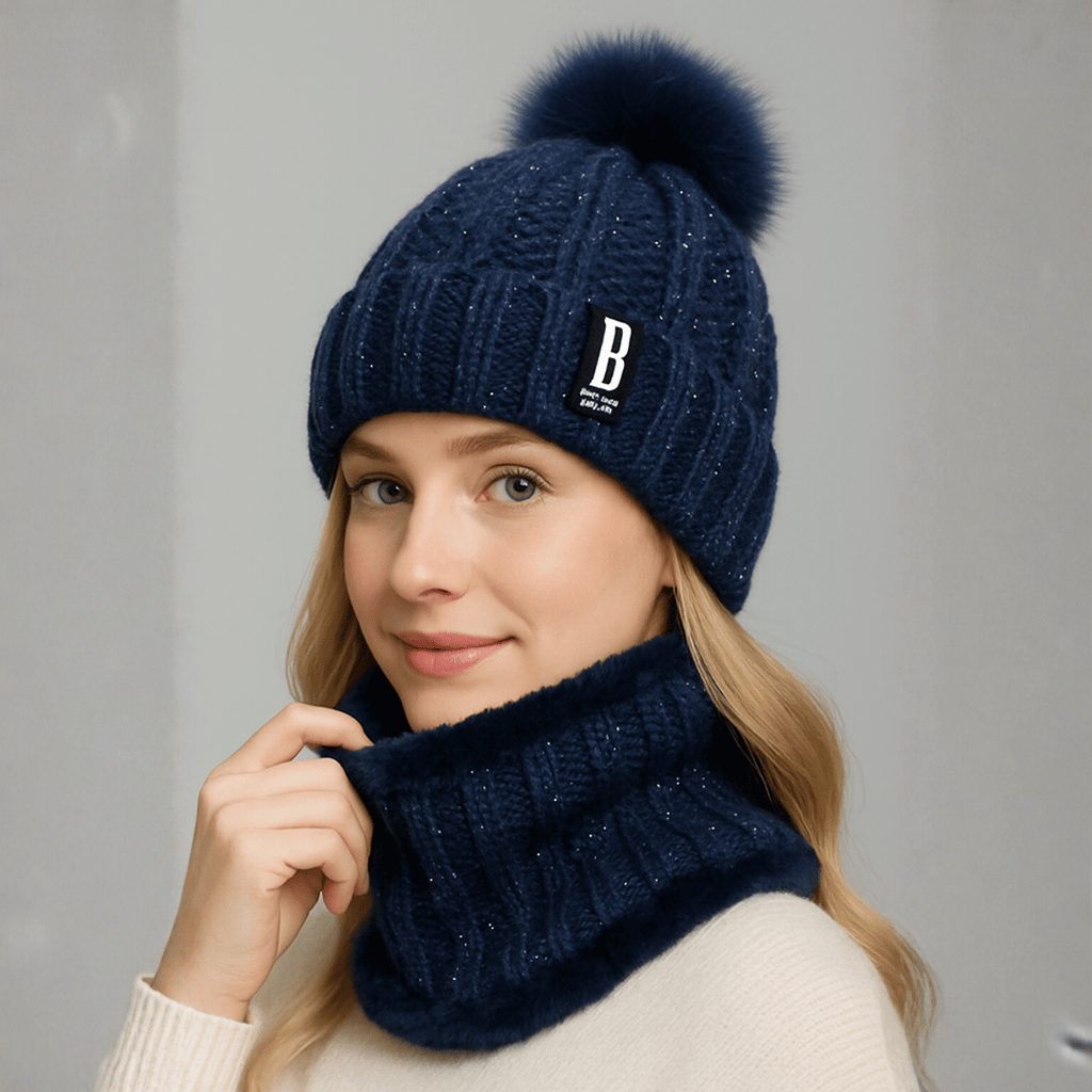 Bonnet en maille tricotée porté en hiver