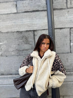 Veste moumoute femme manches léopard à capuche