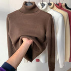 Détail de l'intérieur peluché du pull polaire femme