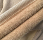 Détail de l'intérieur peluché du pull polaire femme