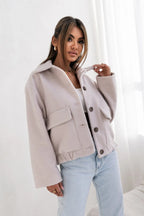 Veste courte femme effet laine à boutons