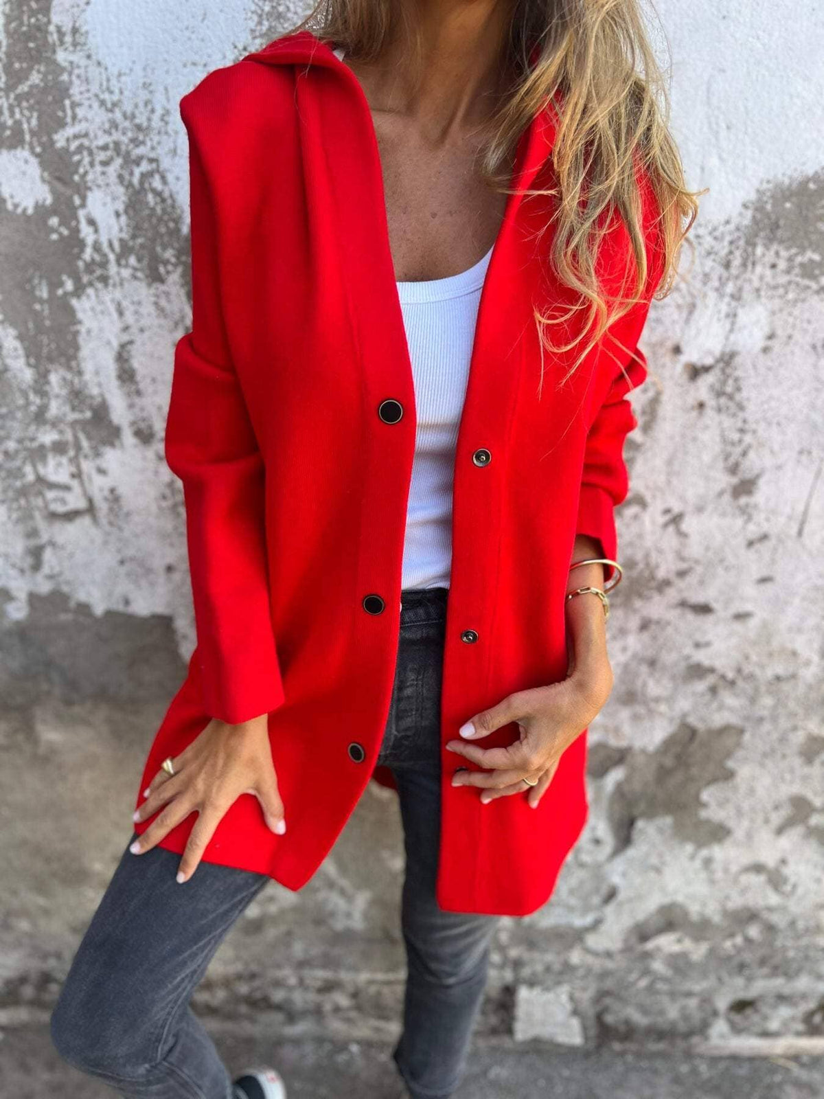 Manteau femme à capuche boutonnage simple - Rouge